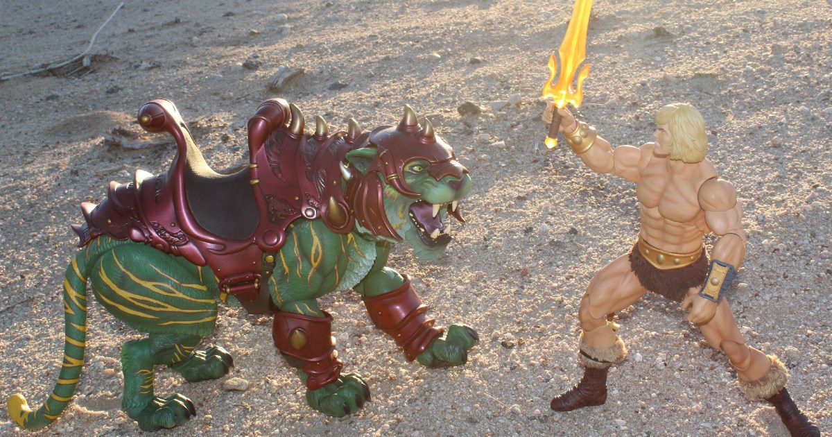 Toy Review: Mondo Masters of the Universe 1/6 Scale Battle Cat Unveiled