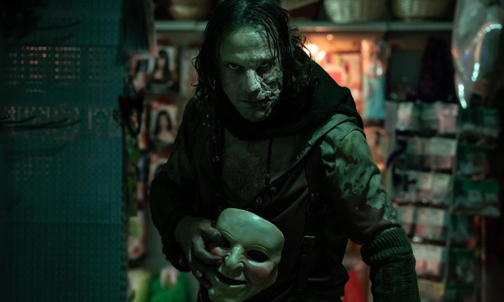First Look at ‘Poohniverse’ Horror Film: ‘Peter Pan’s Neverland Nightmare’