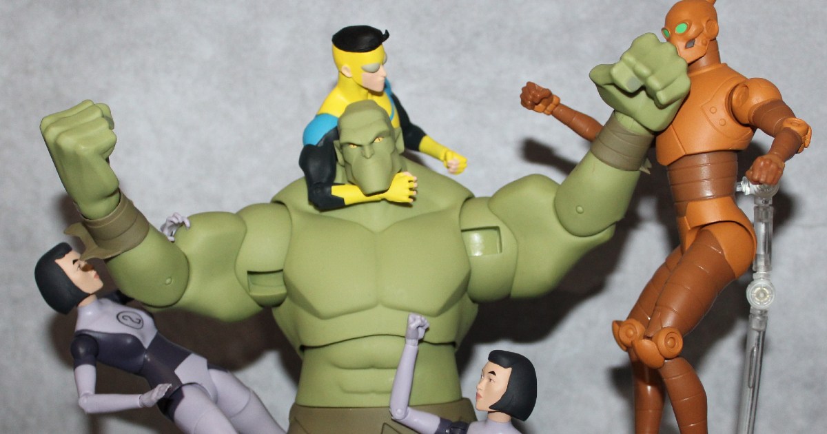 Diamond Select’s Invincible Figures: A Toy Review
