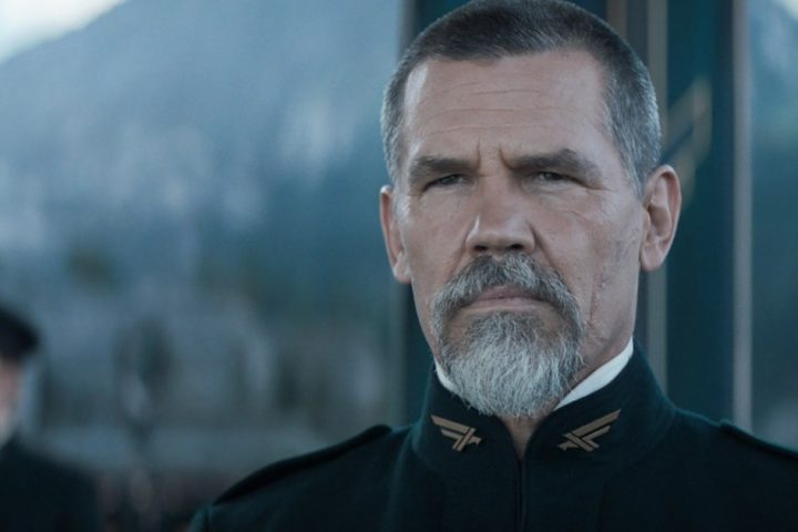 Josh Brolin Confirms Discussions about Green Lantern Role, Commends Kyle Chandler for Hal Jordan Portrayal