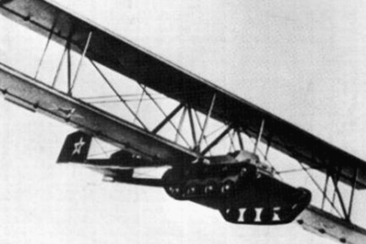 Soviet Union Discovers the Drawbacks of Flying Tanks Through Difficult Experience